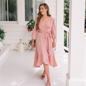 Gal Meets Glam - Jennifer Wrap Dress NWOT